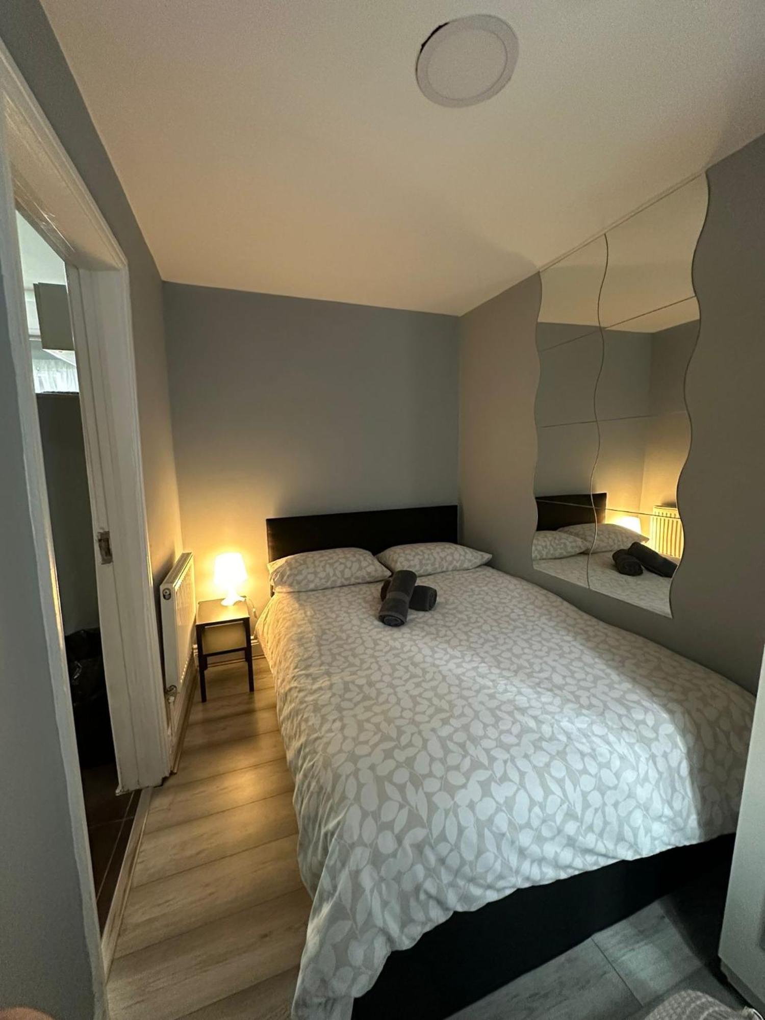 Central London - Ground Floor 2 Bedrooms Apartment Exterior photo